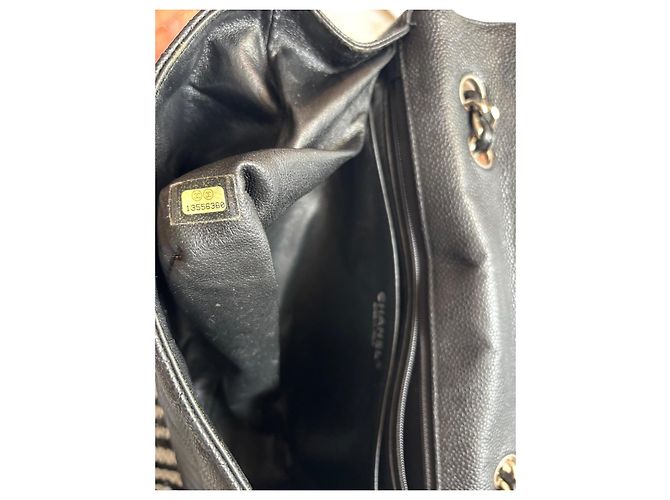 Timeless Borsa Chanel Classic Flap in pelle caviar nera JUMBO Nero - vista 10