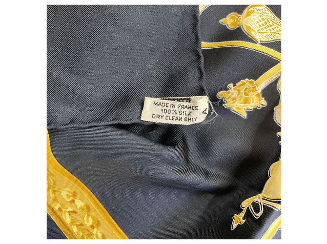Silk In Hermès Sciarpa Carré 90 Hermes Sea and Cavalry Nero - vista 6