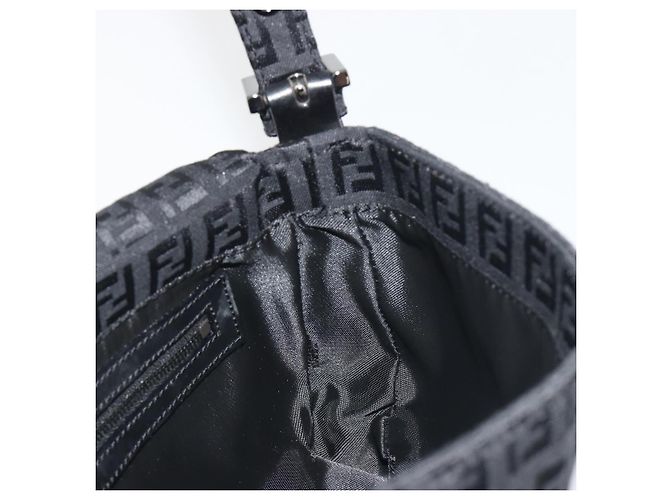 FENDI Zucchino Canvas Mamma Baguette Borsa a Spalla Nera 8BR000 Auth yk20682SAM Nero - vista 20