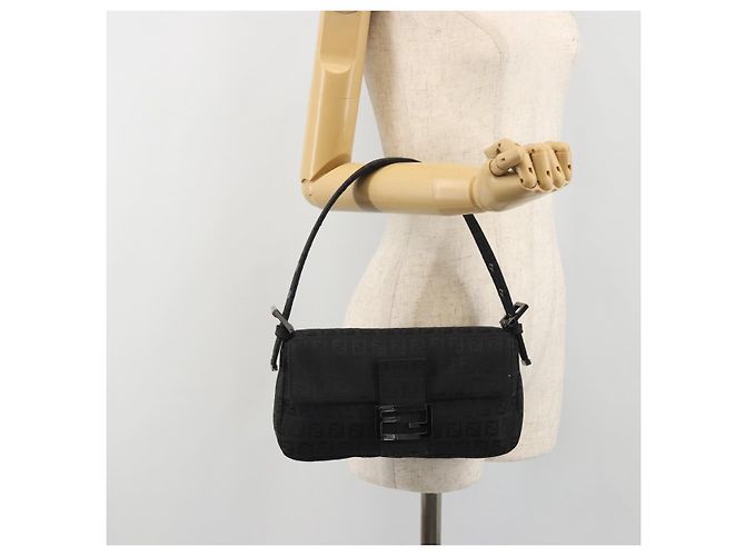 FENDI Zucchino Canvas Mamma Baguette Borsa a Spalla Nera 8BR000 Auth yk20682SAM Nero - vista 25
