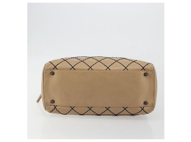 Bolsa CHANEL Wild Stitch em couro Perfo Bege Ouro CC Auth mr2706 Dourado - vista 10