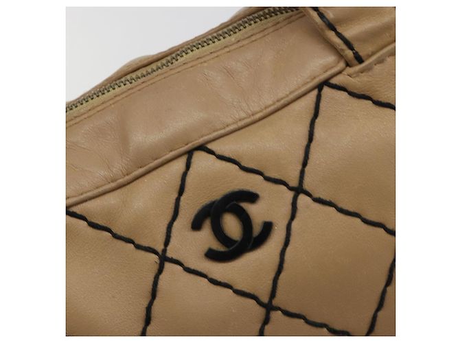 Bolsa CHANEL Wild Stitch em couro Perfo Bege Ouro CC Auth mr2706 Dourado - vista 15