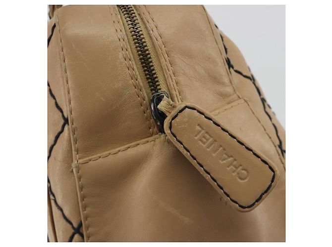 Bolsa CHANEL Wild Stitch em couro Perfo Bege Ouro CC Auth mr2706 Dourado - vista 16