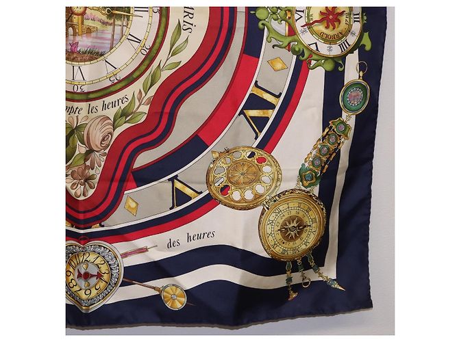 Hermès HERMES Carré 90 Schal Parmi ls Fleurs Je Compte Les Heures Seide Auth bs36347 Marineblau - Ansicht 10