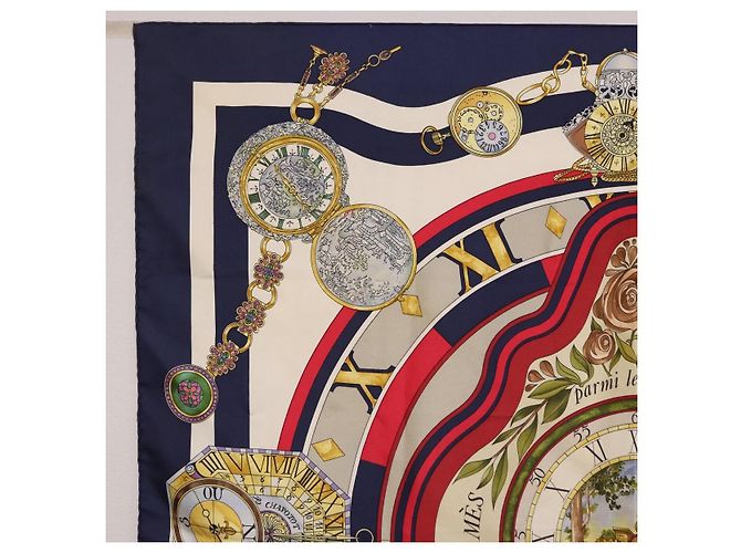 Hermès HERMES Carré 90 Schal Parmi ls Fleurs Je Compte Les Heures Seide Auth bs36347 Marineblau - Ansicht 2