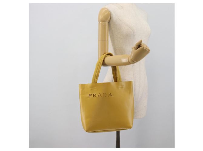 Borsa a mano PRADA in pelle gialla Auth BA14118 Giallo - vista 19