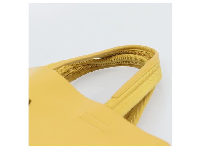 Borsa a mano PRADA in pelle gialla Auth BA14118 Giallo - vista 8