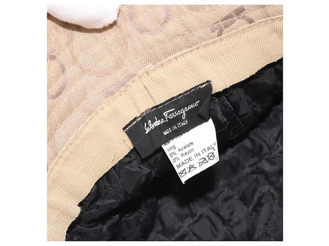 Salvatore Ferragamo Gancini Bucket Hat Canvas Beige Auth 193308A - Ansicht 12