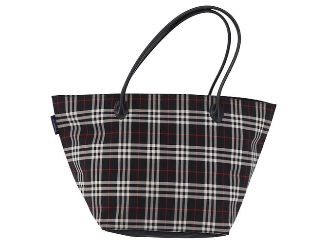 Borsa Tote Burberrys Nova Check Blue Label in nylon nero e argento Auth kk690A - vista 2