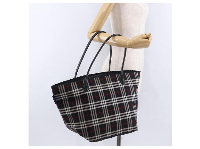 Borsa Tote Burberrys Nova Check Blue Label in nylon nero e argento Auth kk690A - vista 22