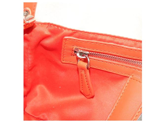 Borsa a Spalla FENDI Mamma Baguette in Tela e Sequins Arancione Argento Auth 187605SM - vista 23