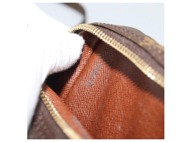 LOUIS VUITTON Monogram Danube Schultertasche M45266 LV Auth 193562A Monogramm - Ansicht 12