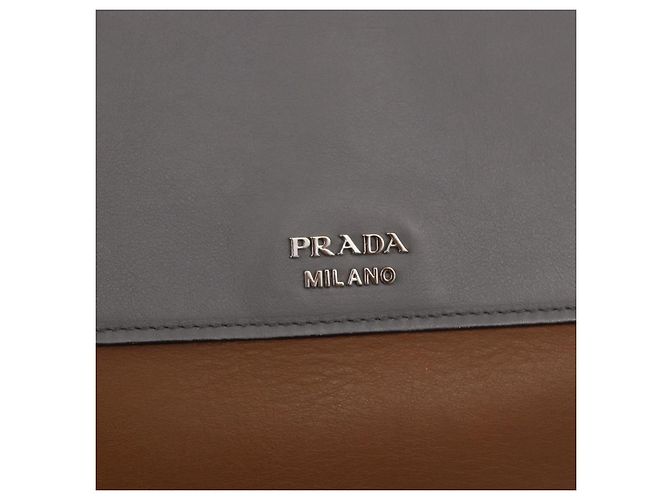 PRADA Handtasche aus Leder 2way Braun Silber Auth ka5368V - Ansicht 19