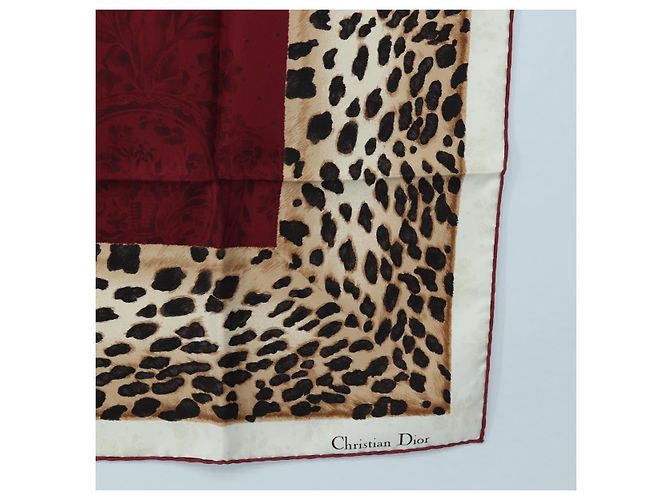 Sciarpa in seta Christian Dior stampa leopardata Bordeaux Auth am12187M Bordò - vista 10