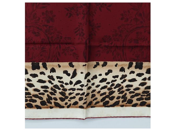 Sciarpa in seta Christian Dior stampa leopardata Bordeaux Auth am12187M Bordò - vista 9