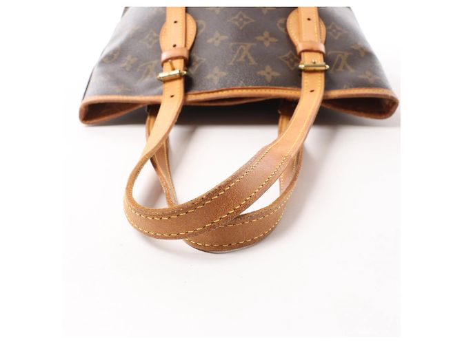 Borsa a tracolla Louis Vuitton Bucket PM Monogram Canvas Marrone M42238 Beige - vista 6