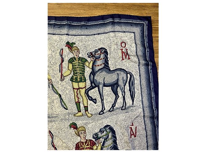 Hermès Carré in seta motivo Mosaico Bianco Rosso Blu Beige Verde - vista 3