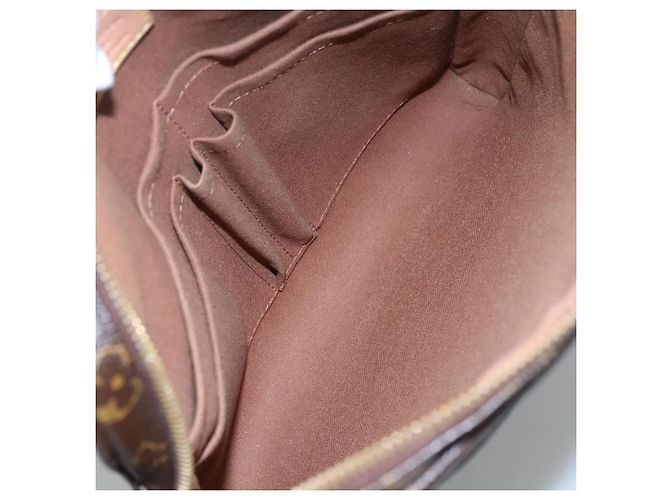 Louis Vuitton Trotteur Beaubourg Monogram Canvas Marrone - vista 5