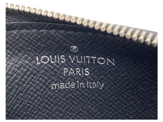 Louis Vuitton Monogram Eclipse Coin Case Black - view 5