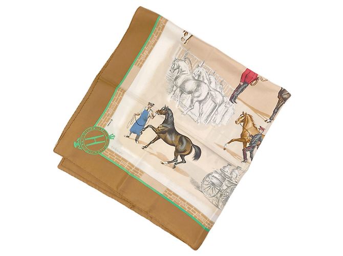Foulard Carré 90 Les Haras Nationaux di Hermès Marrone - vista 2