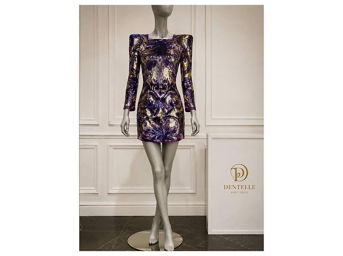 Mini abito in seta con paillettes decorate Balmain FR 38 Usato - vista 8