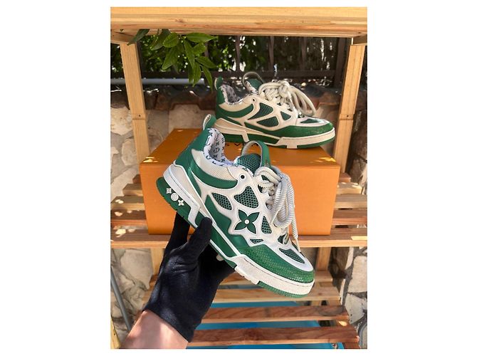 Sneakers Louis Vuitton Skate Verde e Bianco - vista 2