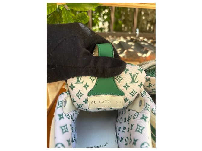 Sneakers Louis Vuitton Skate Verde e Bianco - vista 5