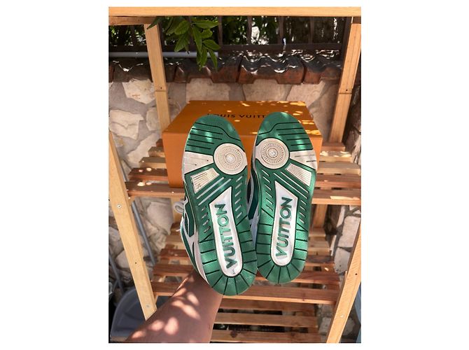 Sneakers Louis Vuitton Skate Verde e Bianco - vista 9