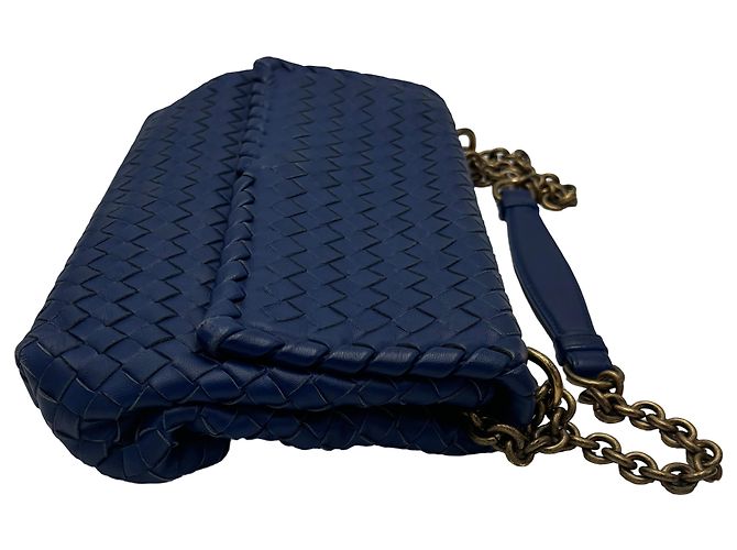 Bottega Veneta Olimpia Intrecciato Microstuds Lambskin Small Bleu - vue 4