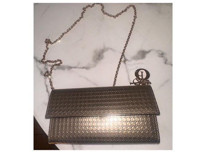 Christian Dior Microcannage Wallet on Chain Pochette Oro D'oro - vista 7