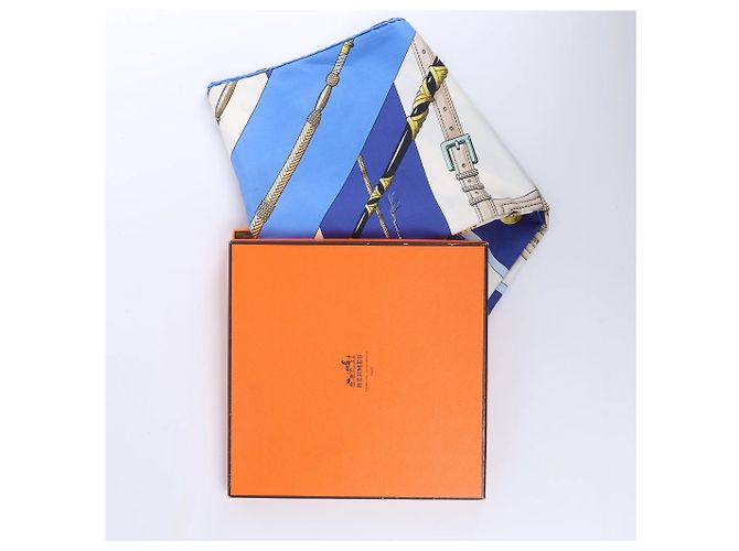 Foulard in seta Hermès Carré 90 "Clic Clac" blu - vista 15