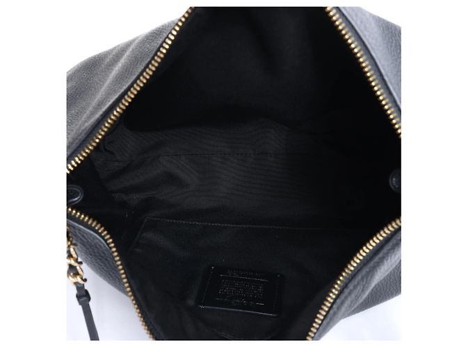 Coach Mia Lederschultertasche in Schwarz - Ansicht 10