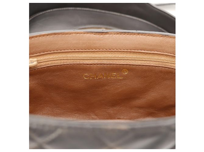 Vanity Beauty case Chanel in pelle trapuntata nera Nero - vista 10