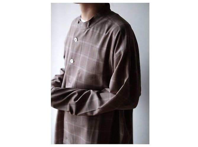 Autre Marque Camicia un/unbient con collo alto in lana Marrone - vista 3