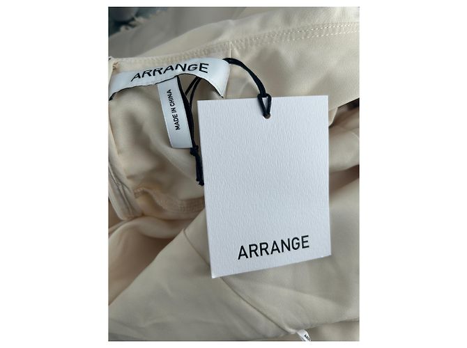 Trapèze Autre Marque Abito lungo ibrido a trapezio Beige - vista 5