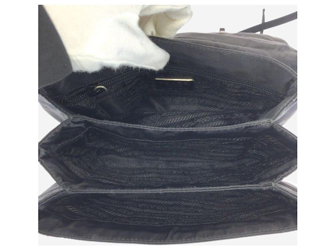 Prada Borsa a tracolla in nylon Tessuto nero - vista 17