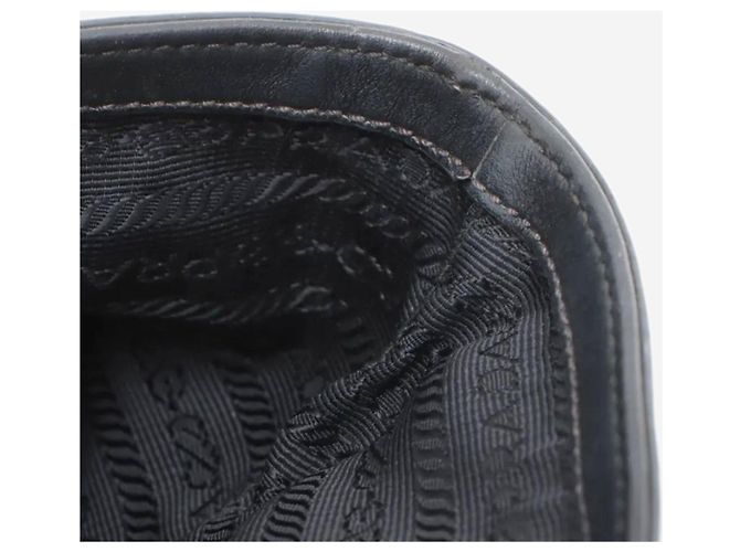 Prada Tote Bag aus Tessuto Nylon & Leder in Schwarz - Ansicht 11