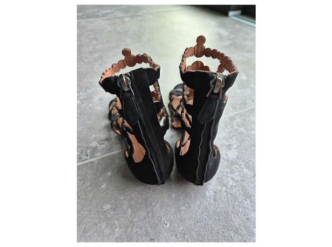 Alaïa Sandali Gladiatore in Scamosciato Nero - vista 6