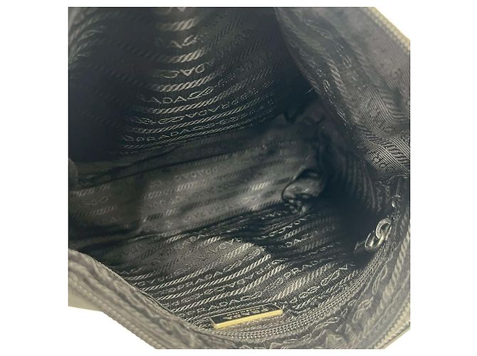 Tote Borsa a mano in nylon nero e pelle Prada - vista 9