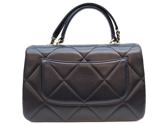 Borsa a tracolla Chanel in pelle di vitello nera Nero - vista 3