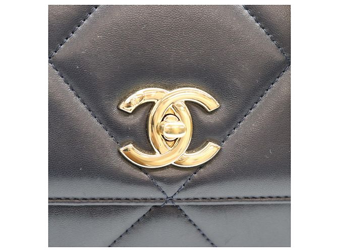 Borsa a tracolla Chanel in pelle di vitello nera Nero - vista 6