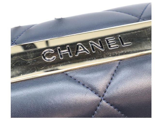 Borsa a tracolla Chanel in pelle di vitello nera Nero - vista 7
