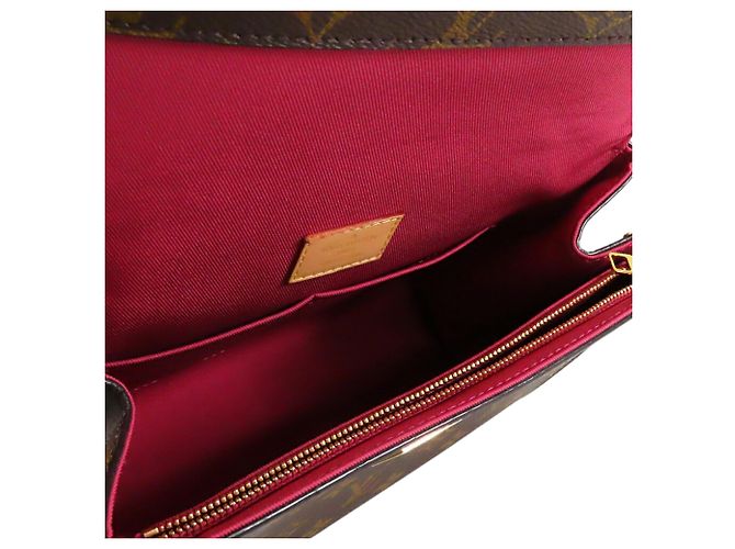 Louis Vuitton Marrone Monogram Cluny BB - vista 4
