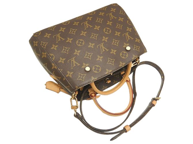 Louis Vuitton Marrone Monogram Montaigne BB - vista 12