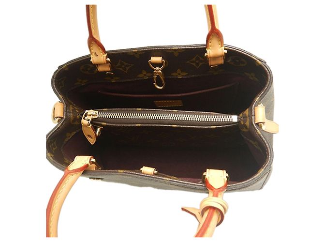Louis Vuitton Marrone Monogram Montaigne BB - vista 4