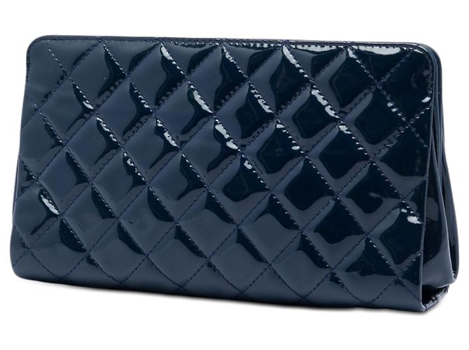 Clutch Chanel Blue CC Quilted Patent Timeless Blu navy - vista 2