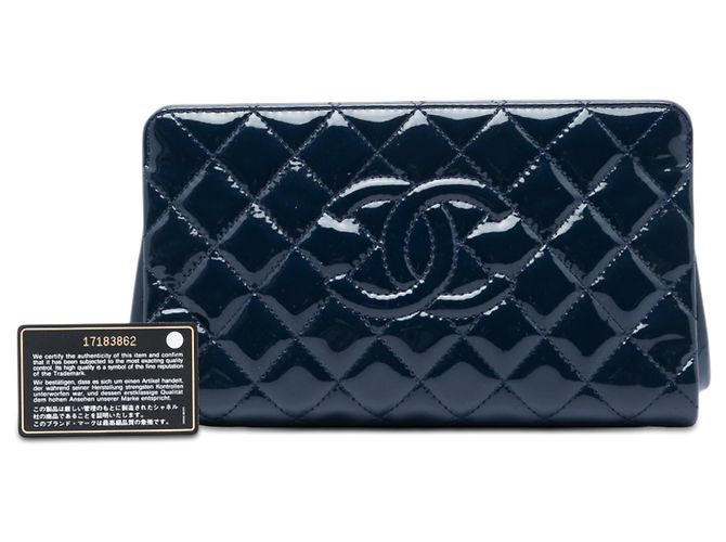 Clutch Chanel Blue CC Quilted Patent Timeless Blu navy - vista 6
