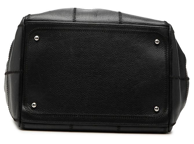 Borsa Chanel Black Chocolate Bar Stitched Caviar Nero - vista 3