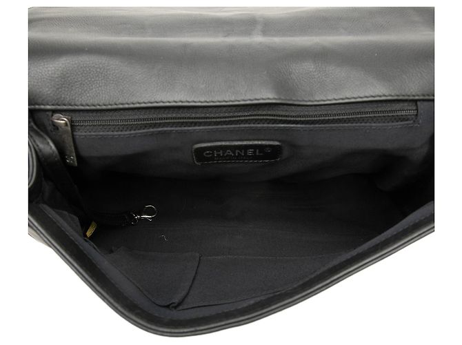 Chanel Black Large Quilted Lambskin Boy Flap Nero - vista 4