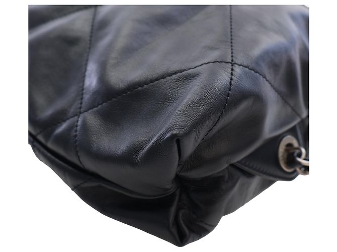 Chanel 22 Rucksack aus glänzendem gestepptem Kalbsleder Schwarz Large - Ansicht 12